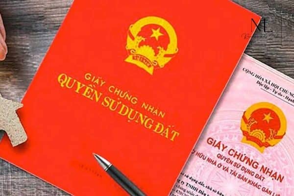Sổ đỏ là gì? Toàn tập kiến thức về Giấy chứng nhận quyền sử dụng đất (2025)